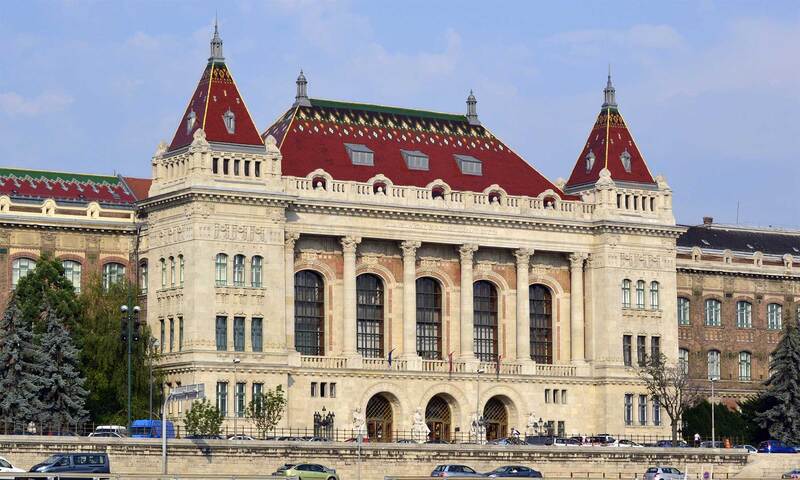 مهم‌ترین دانشگاه های کشور مجارستان